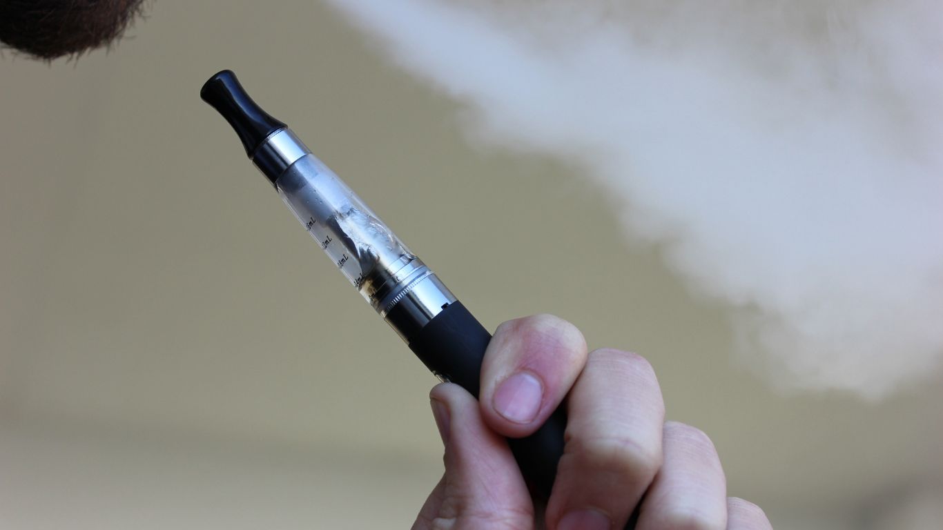 What Does Vaping Do to Your Lungs – TruPath What Does Vaping Do to Your Lungs?